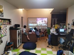 Dangbei Marsをリビングダイニングの広い部屋