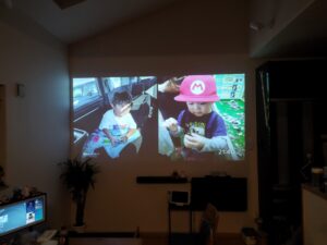 Dangbei Atomで家族の写真も大画面