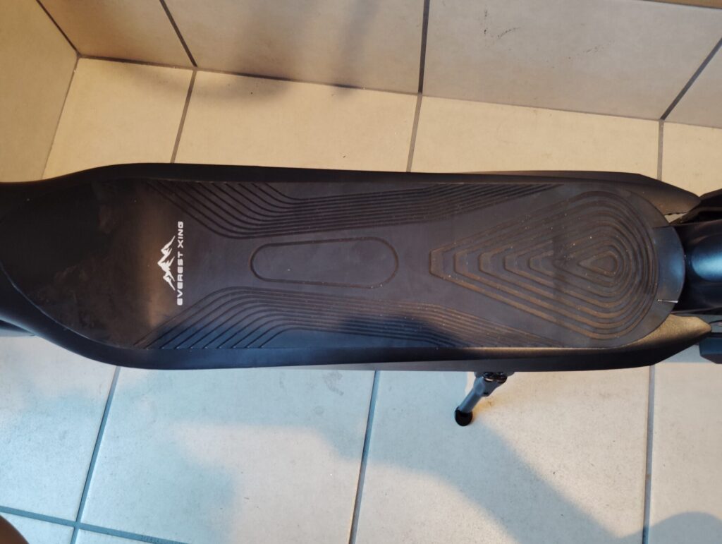 EVEREST XING EX 15 PROのフッドボード