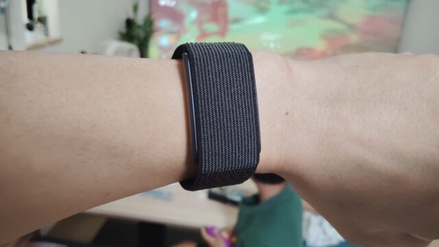 Amazfit Helio Strapの装着