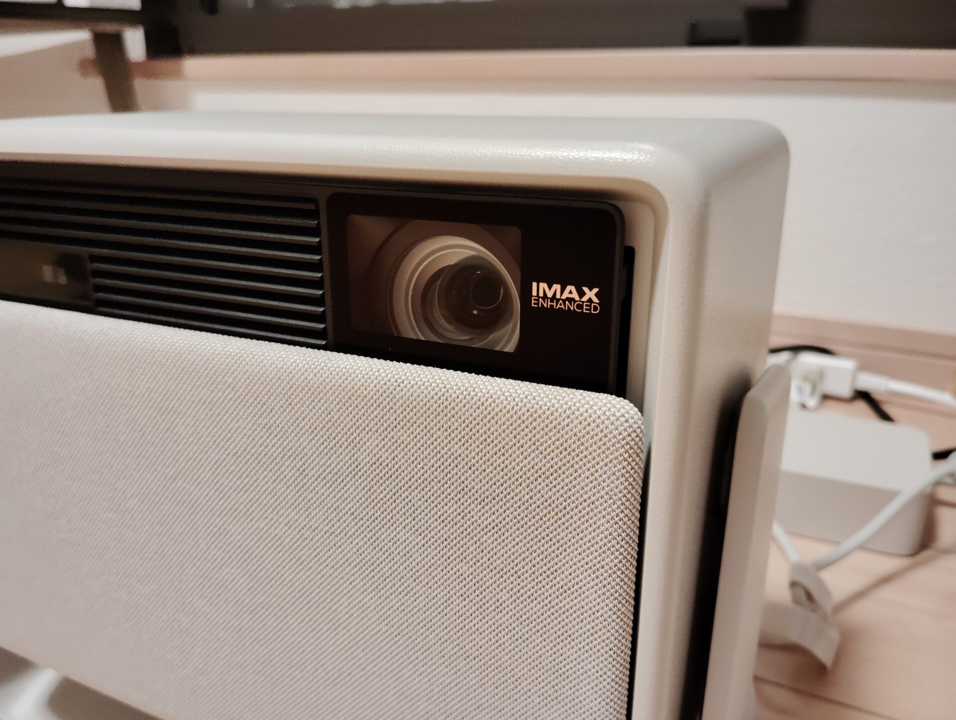 XGIMI プロジェクター HORIZON S Max IMAX 箱付属品完備 XGIMI