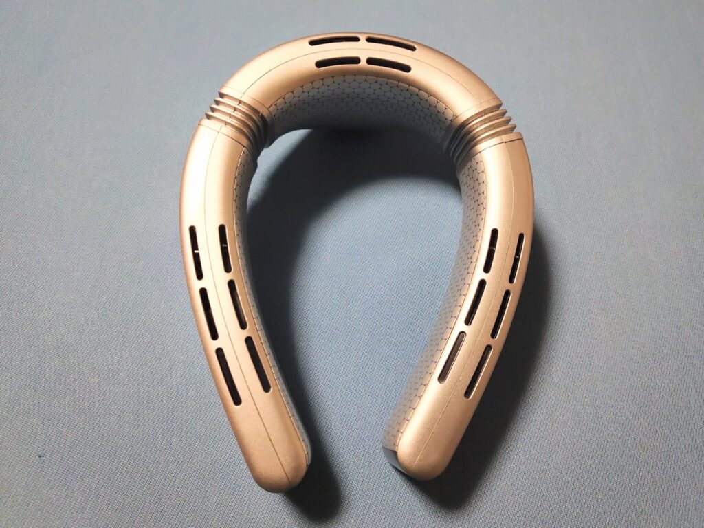 COOLIFY Cyber Fold