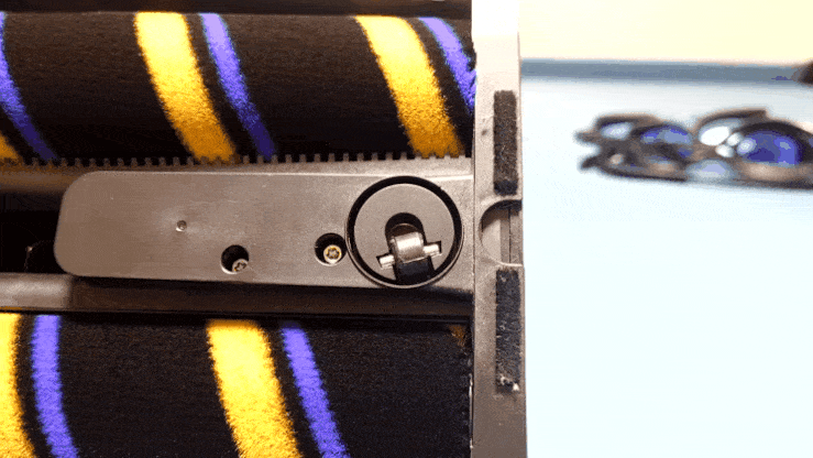 Dreame S1のヘッドには回転コマがあって横にも動く
