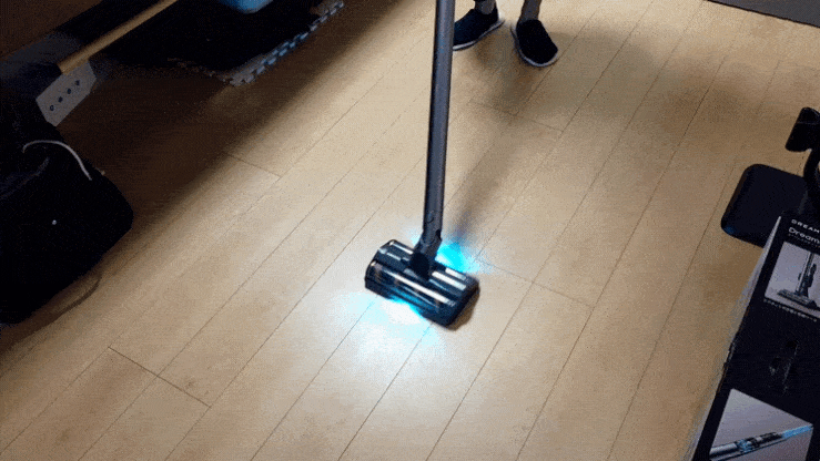Dreame S1は左右にもスムーズに動く